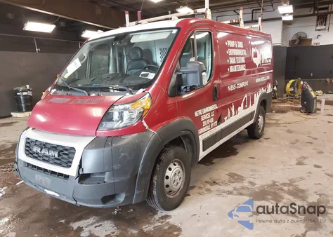 2021 Ram Promaster 2500 Low Roof 136 Wb z USA, uszkodzony, nr VIN 3C6LRVVG0ME577105